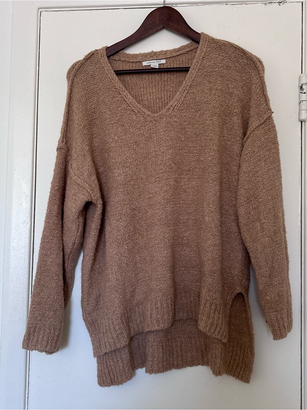 American Eagle V Neck Sweater